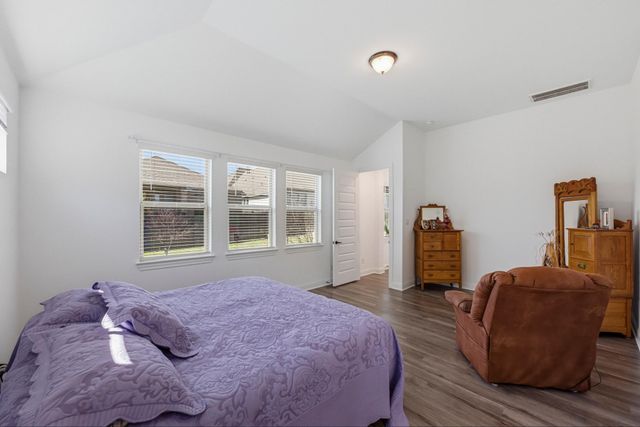 602 Jefferson DR, Kyle, TX 78640