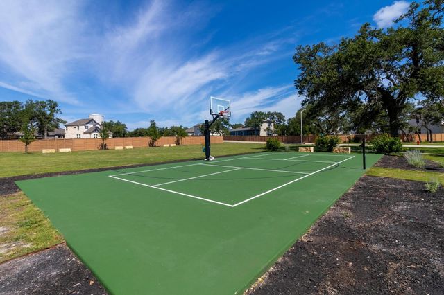 602 Jefferson DR, Kyle, TX 78640