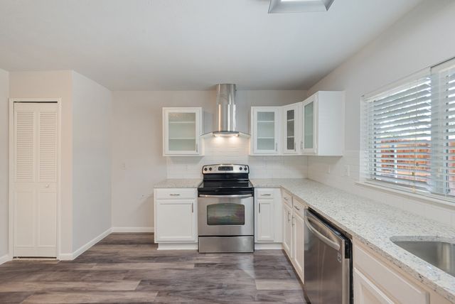 2038 Ash Hill Road, Carrollton, TX 75007