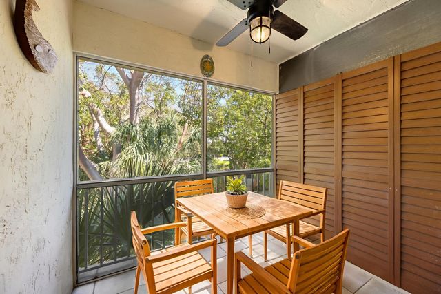 98202 Windward Avenue, Key Largo, FL 33037