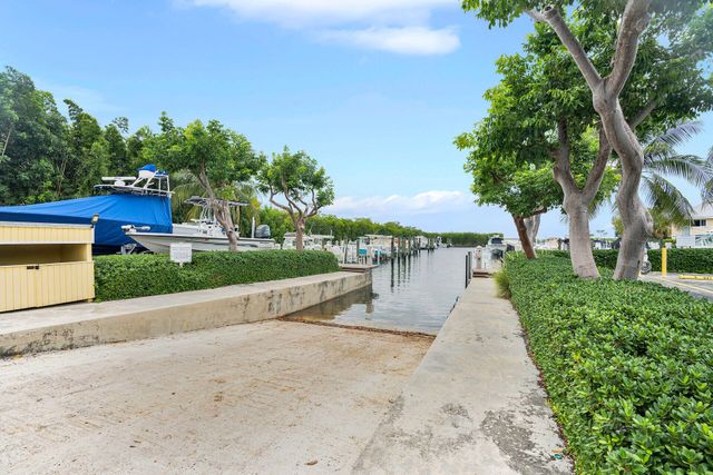 98202 Windward Avenue, Key Largo, FL 33037