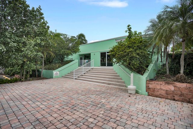 98202 Windward Avenue, Key Largo, FL 33037