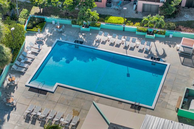 98202 Windward Avenue, Key Largo, FL 33037