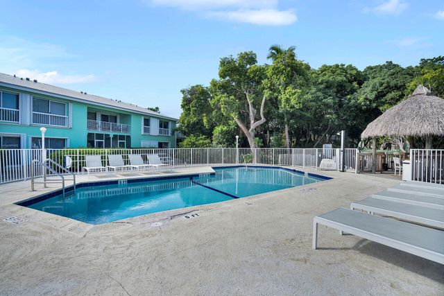 98202 Windward Avenue, Key Largo, FL 33037