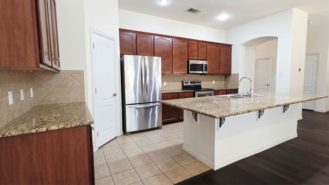 3676 Vienna Street, Irving, TX 75038