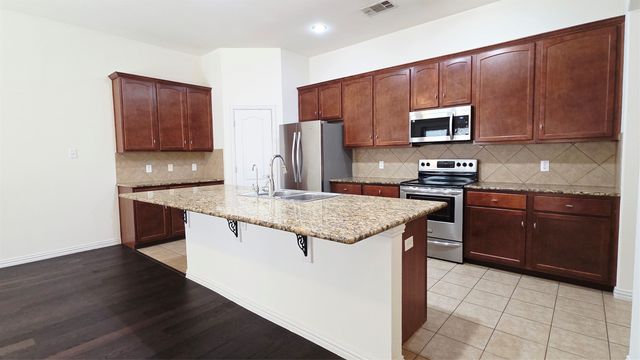 3676 Vienna Street, Irving, TX 75038
