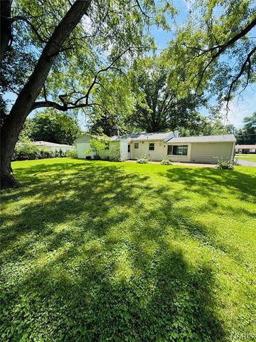 544 Thurston Avenue, Ferguson, MO 63134