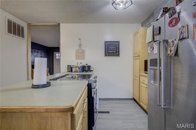 406 Lynn Street, Sikeston, MO 63801