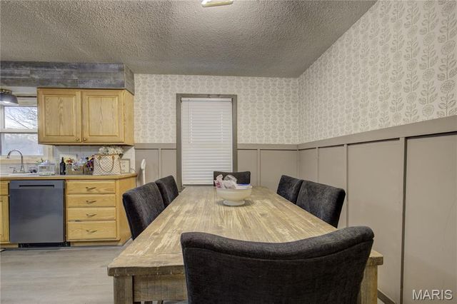 406 Lynn Street, Sikeston, MO 63801