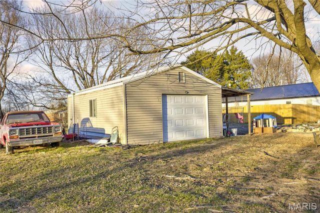 406 Lynn Street, Sikeston, MO 63801
