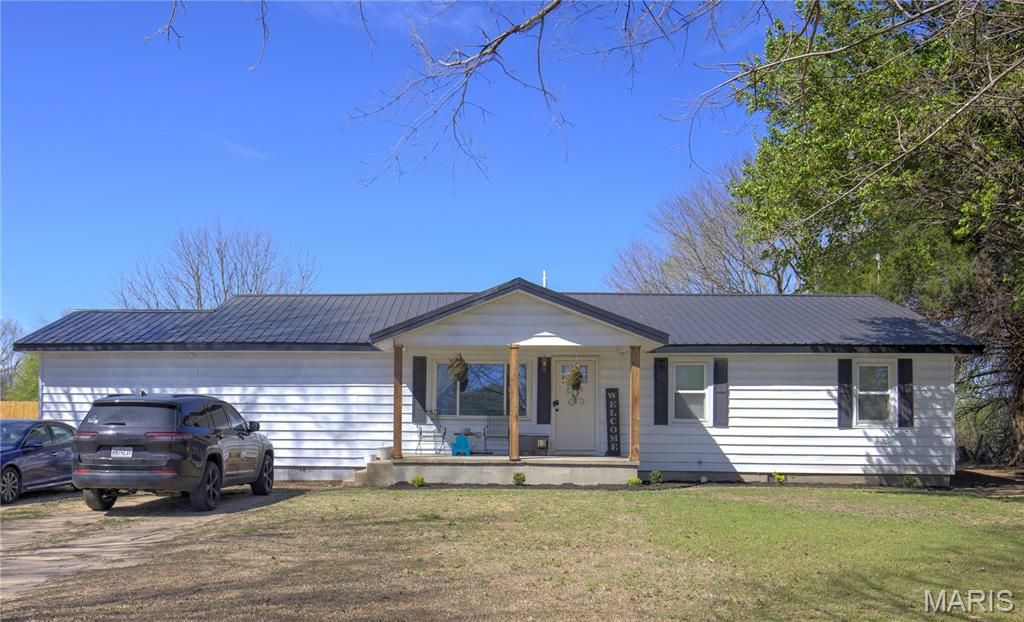 406 Lynn Street, Sikeston, MO 63801