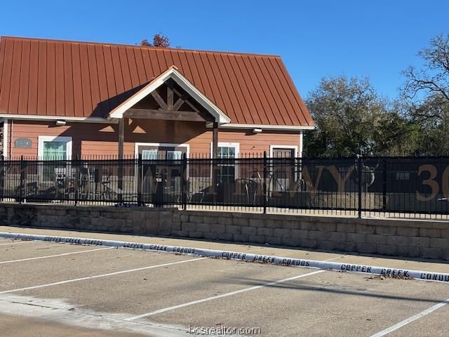 301 Southwest Parkway 309, College Station, TX 77840