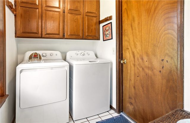 1022 W Young Avenue, Stilwell, OK 74960
