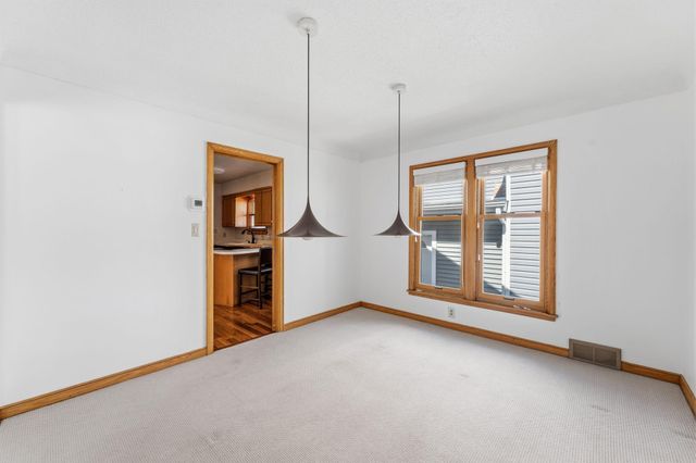 1801 Oliver Avenue N, Minneapolis, MN 55411