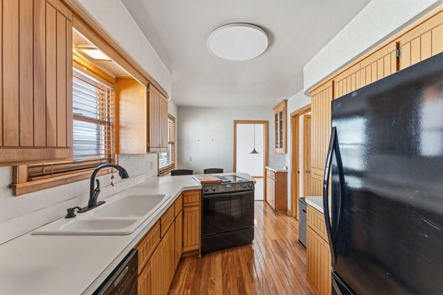 1801 Oliver Avenue N, Minneapolis, MN 55411