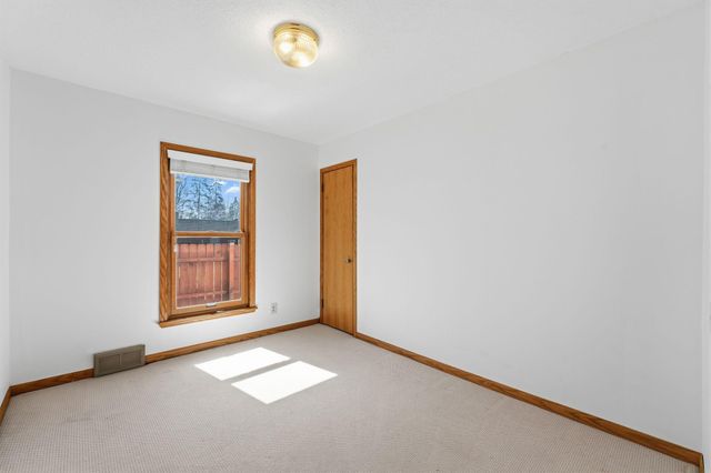 1801 Oliver Avenue N, Minneapolis, MN 55411