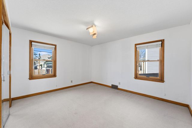 1801 Oliver Avenue N, Minneapolis, MN 55411