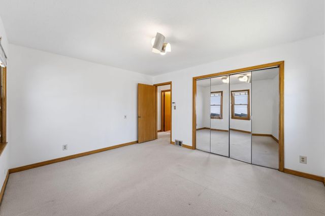 1801 Oliver Avenue N, Minneapolis, MN 55411