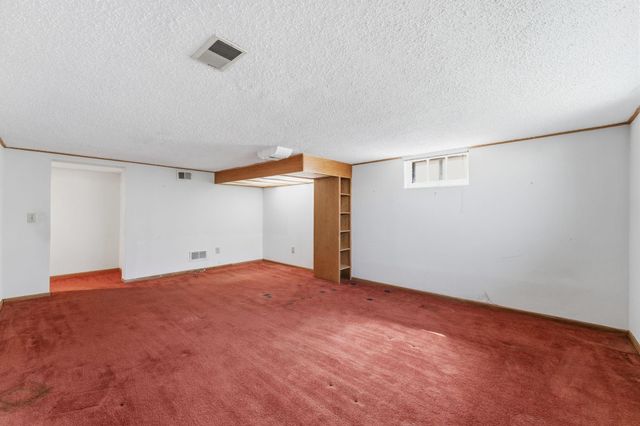 1801 Oliver Avenue N, Minneapolis, MN 55411