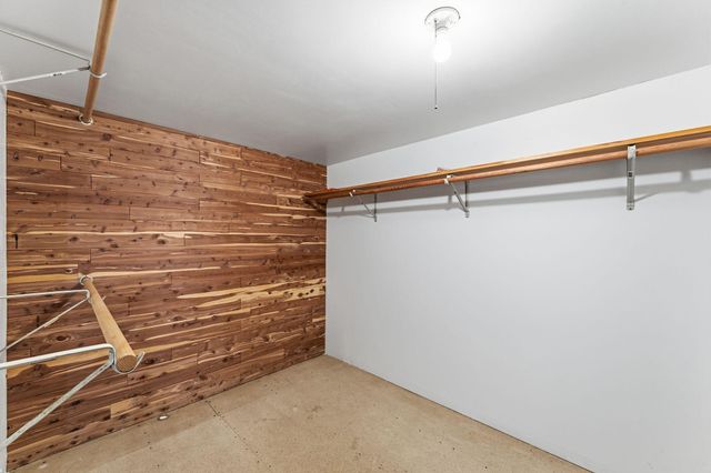 1801 Oliver Avenue N, Minneapolis, MN 55411