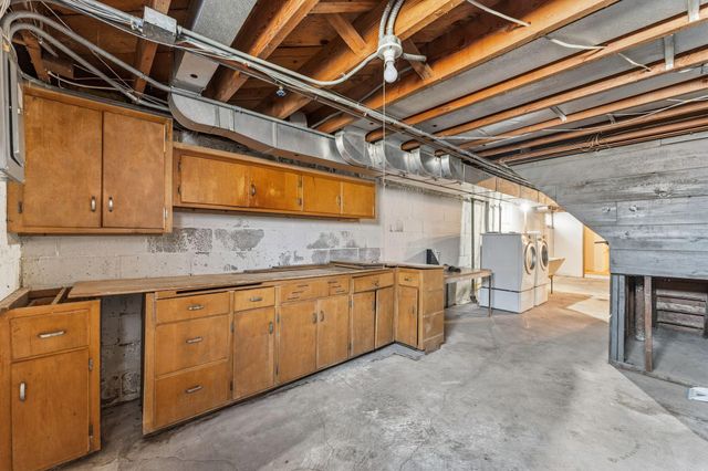 1801 Oliver Avenue N, Minneapolis, MN 55411