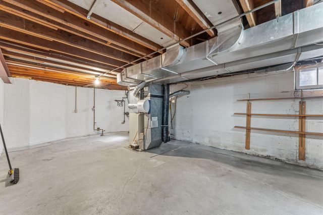 1801 Oliver Avenue N, Minneapolis, MN 55411