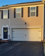 170 Cinque Terra Pl, Finleyville, PA 15332