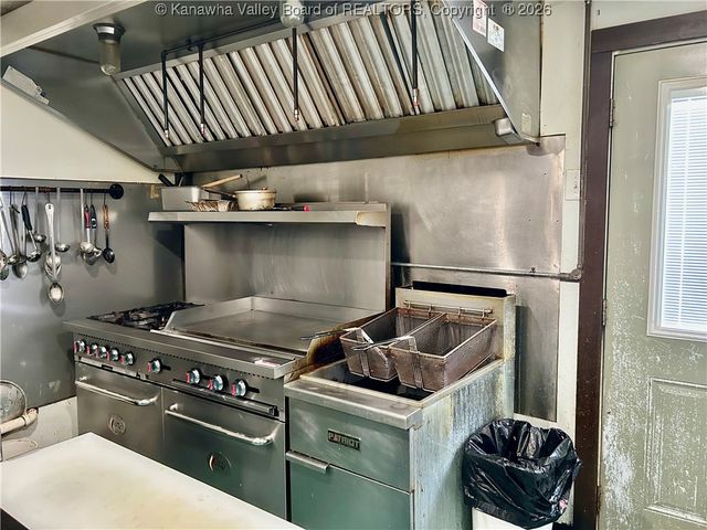 36 New Haven Road, Mount Alto, WV 26164