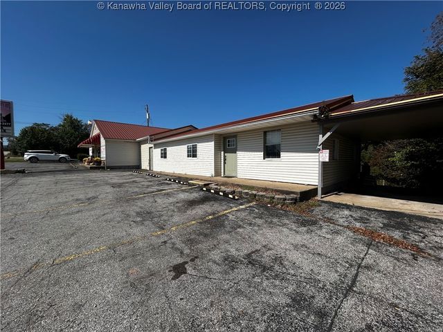 36 New Haven Road, Mount Alto, WV 26164