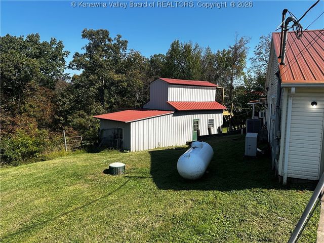 36 New Haven Road, Mount Alto, WV 26164