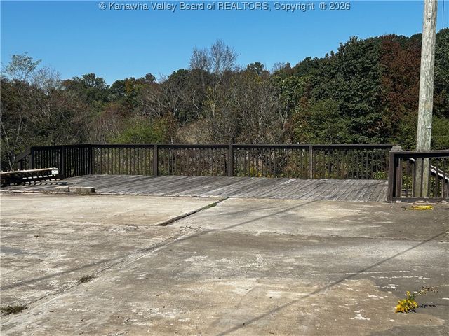 36 New Haven Road, Mount Alto, WV 26164