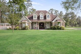 109 Morris Road W, Sour Lake, TX 77659