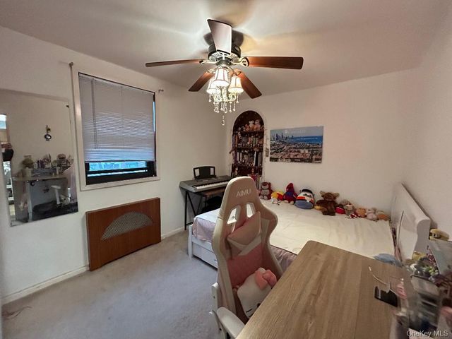 158-18 Cross Island Parkway Parkway 6-8, Whitestone, NY 11357