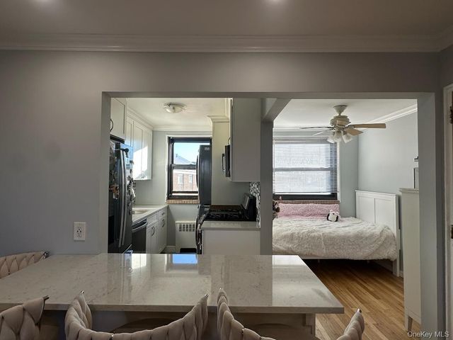 158-18 Cross Island Parkway Parkway 6-8, Whitestone, NY 11357