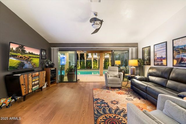 8808 W SANDRA Terrace, Peoria, AZ 85382