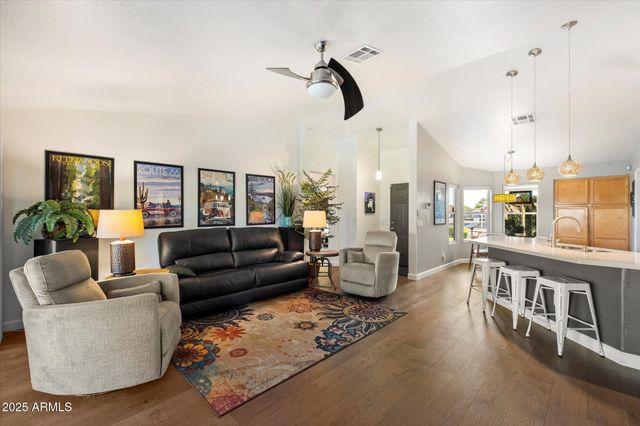 8808 W SANDRA Terrace, Peoria, AZ 85382