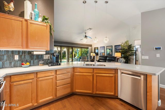 8808 W SANDRA Terrace, Peoria, AZ 85382