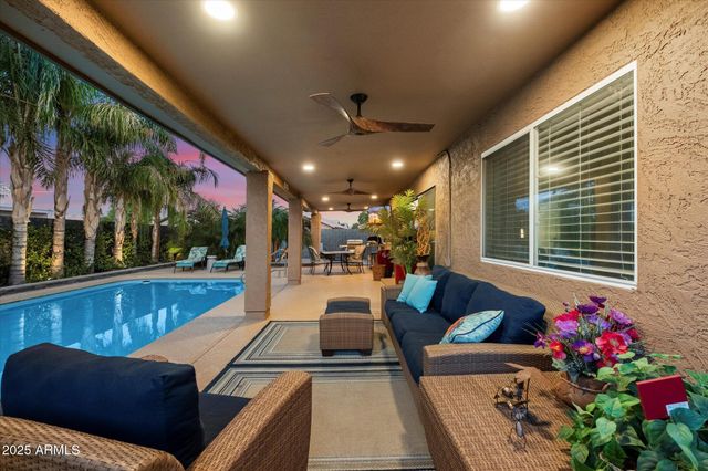 8808 W SANDRA Terrace, Peoria, AZ 85382