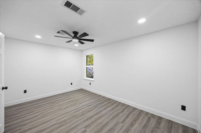 10438 Caxton Street, Houston, TX 77016