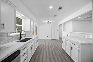 10438 Caxton Street, Houston, TX 77016