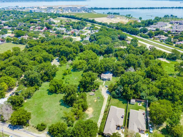 7810 Garner Road, Rowlett, TX 75088