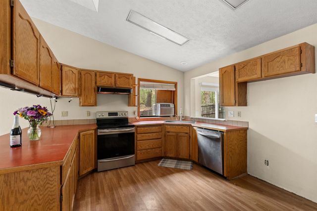 6007 E 12th Ave, Spokane, WA 99212