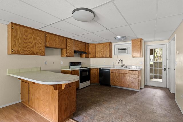 6007 E 12th Ave, Spokane, WA 99212