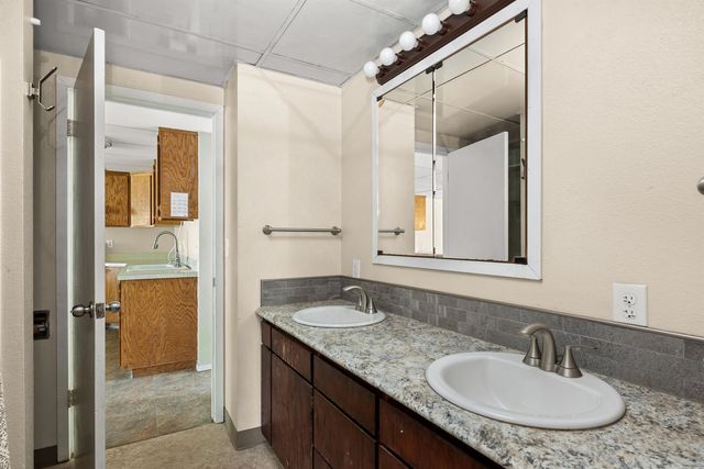 6007 E 12th Ave, Spokane, WA 99212