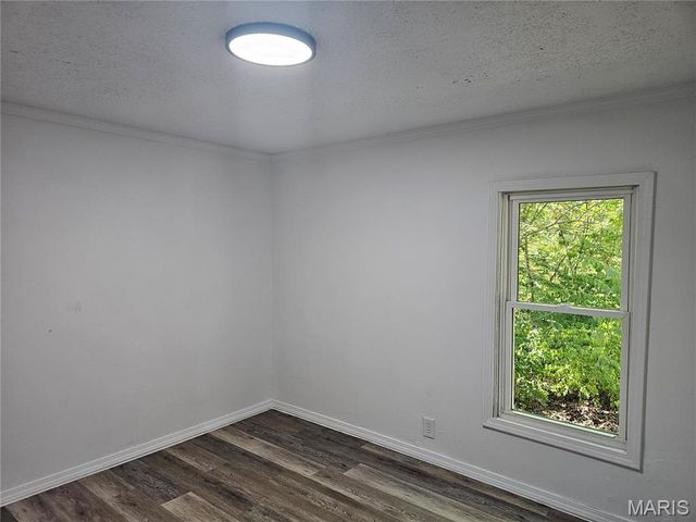 4578 N Virginia Mines Road, St Clair, MO 63077