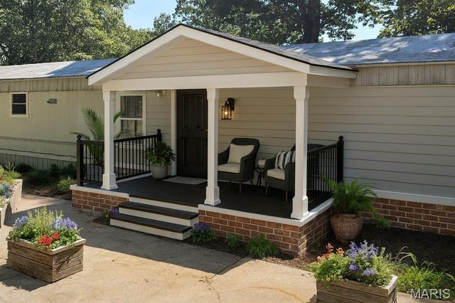 4578 N Virginia Mines Road, St Clair, MO 63077