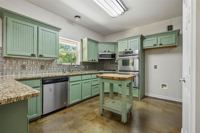 2904 Hideaway Lane, Quinlan, TX 75474