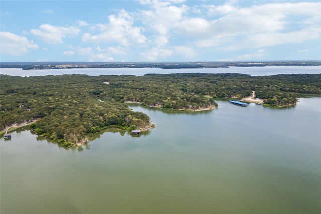 2904 Hideaway Lane, Quinlan, TX 75474