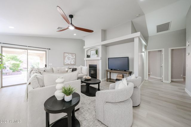 2252 E MARIPOSA GRANDE --, Phoenix, AZ 85024