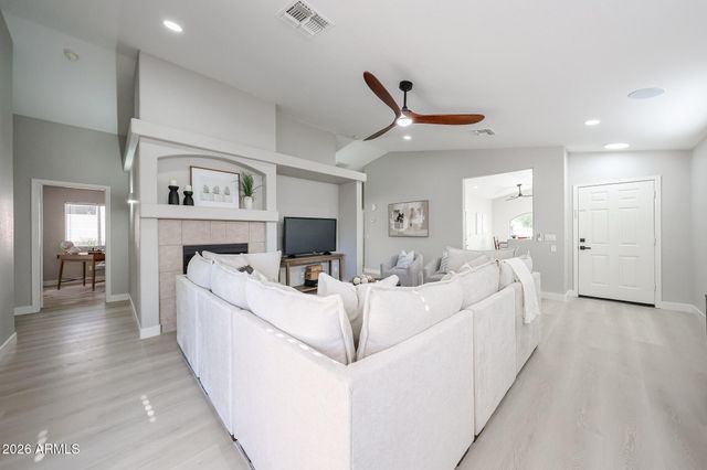 2252 E MARIPOSA GRANDE --, Phoenix, AZ 85024